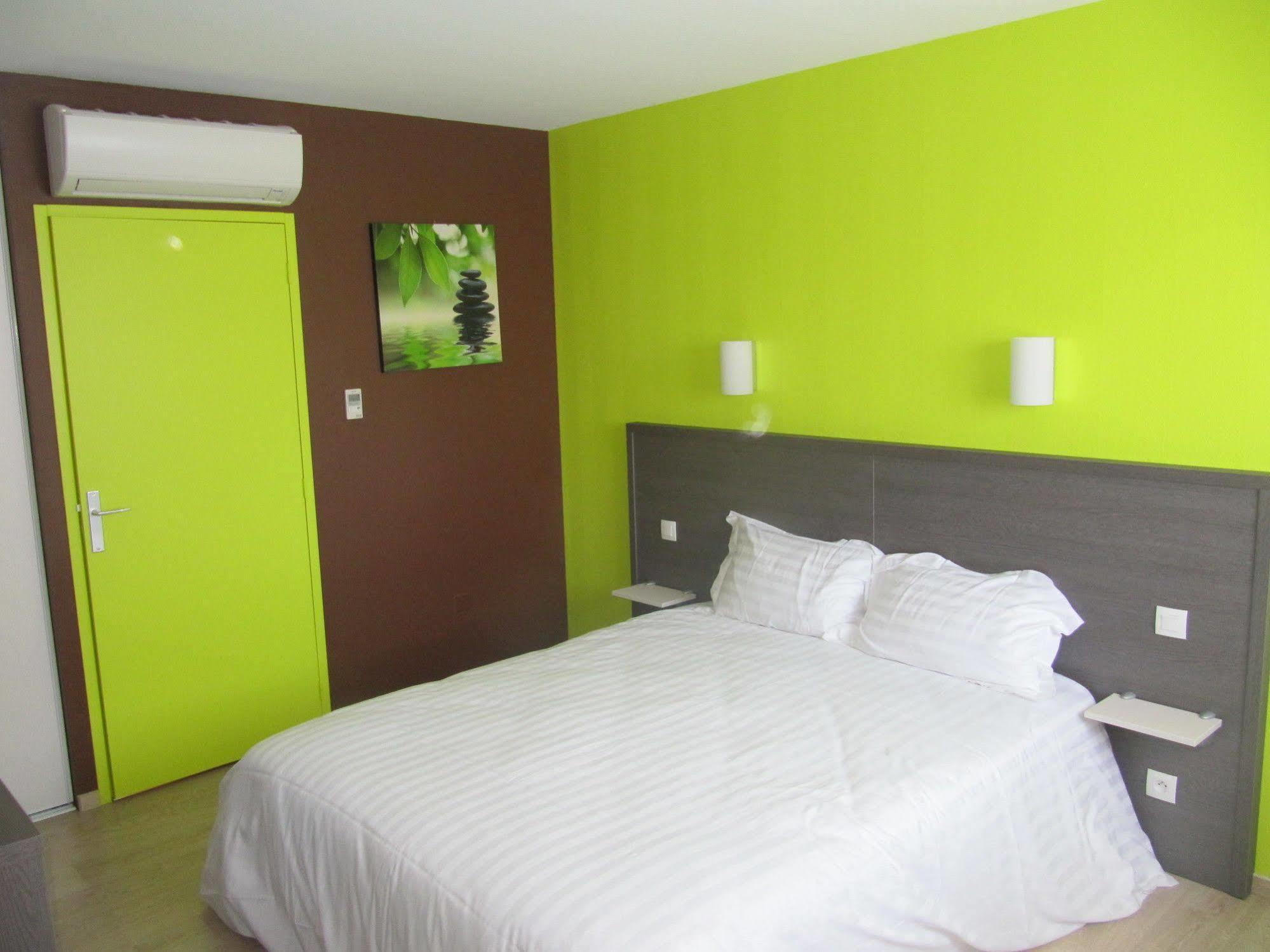 Hôtel Cantal Cottages Saint-Georges (Cantal) Exterior foto